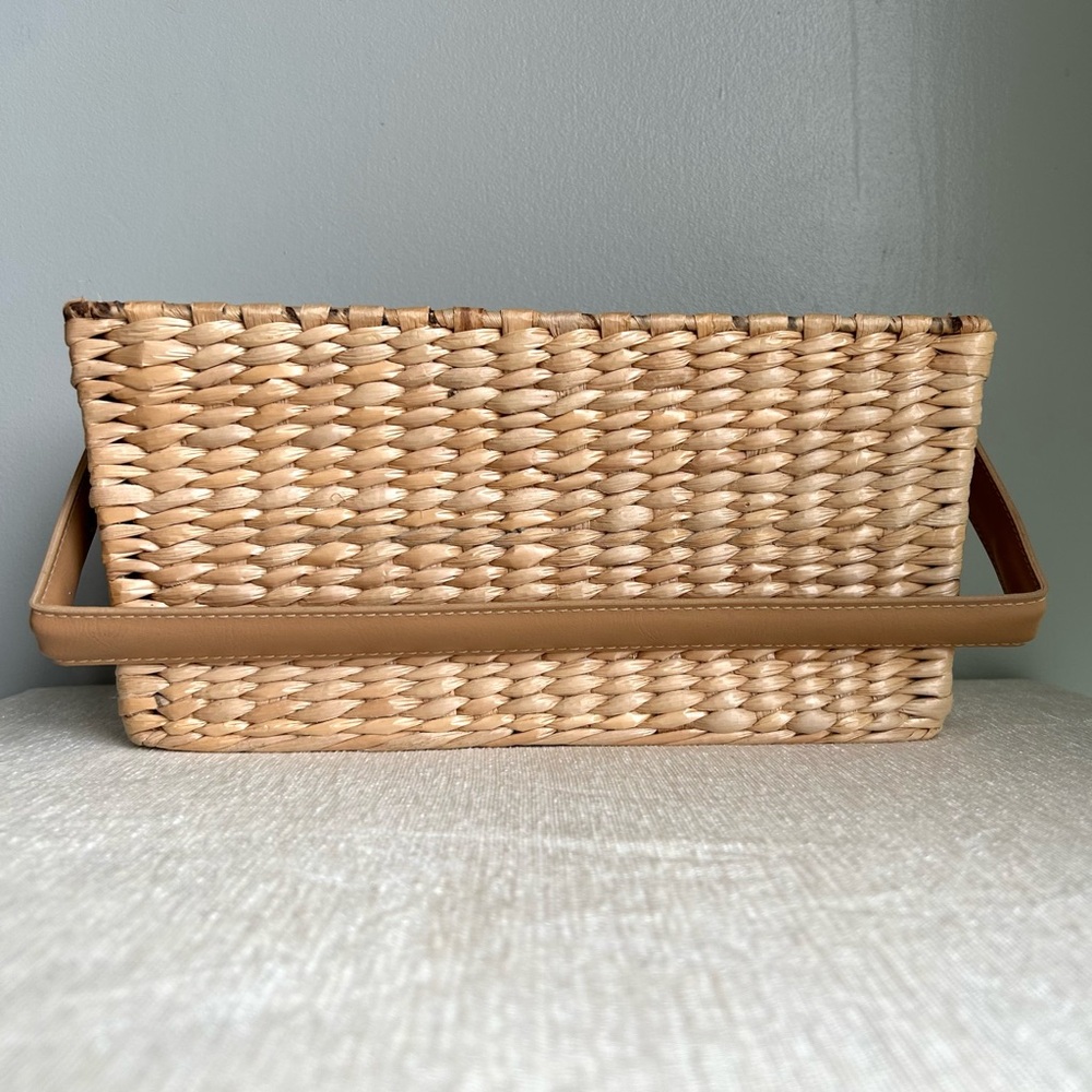 RATTAN flatware caddy with faux leather carry handle sturdy